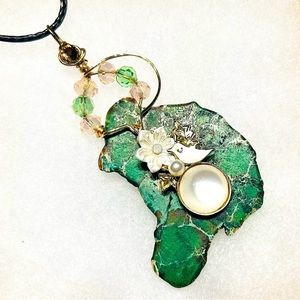 Springtime Green Jasper Crystal Pendant Necklace, Bird Charm, Handcrafted